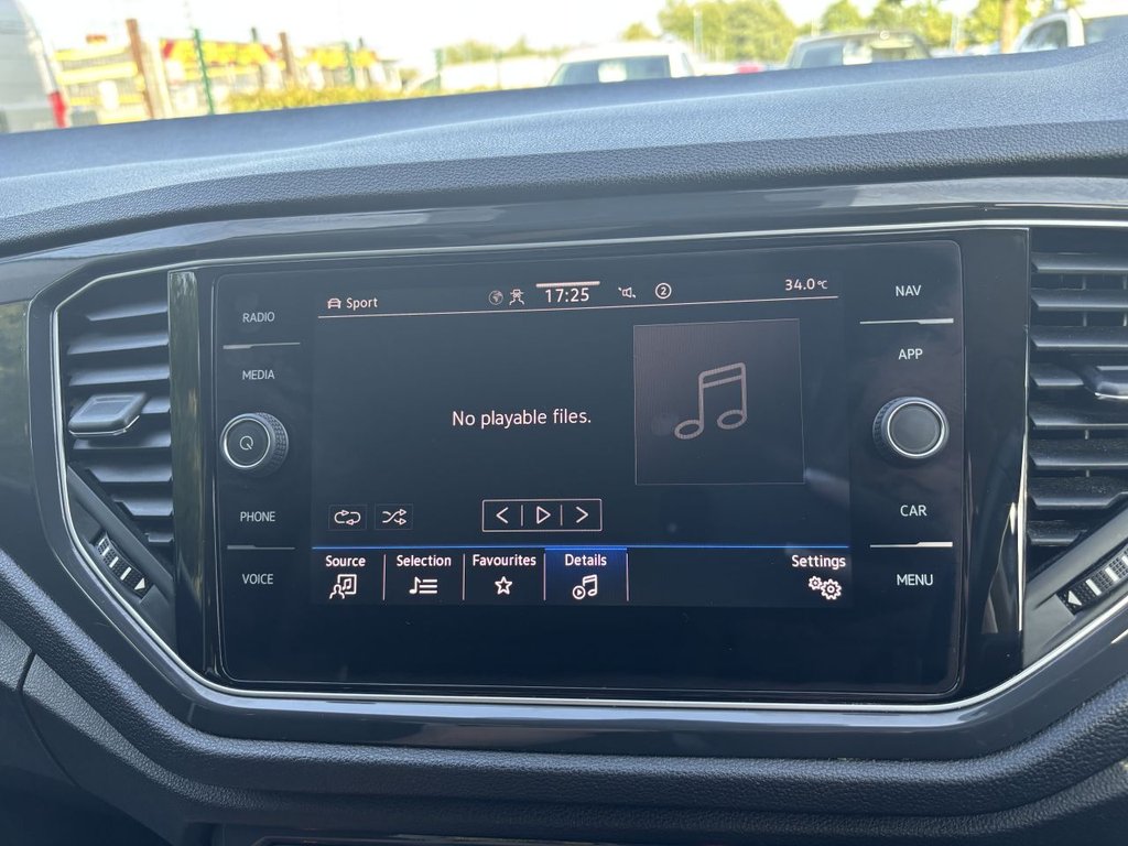 Used Volkswagen T-Roc 2020 for sale - 76453976: Photo 18