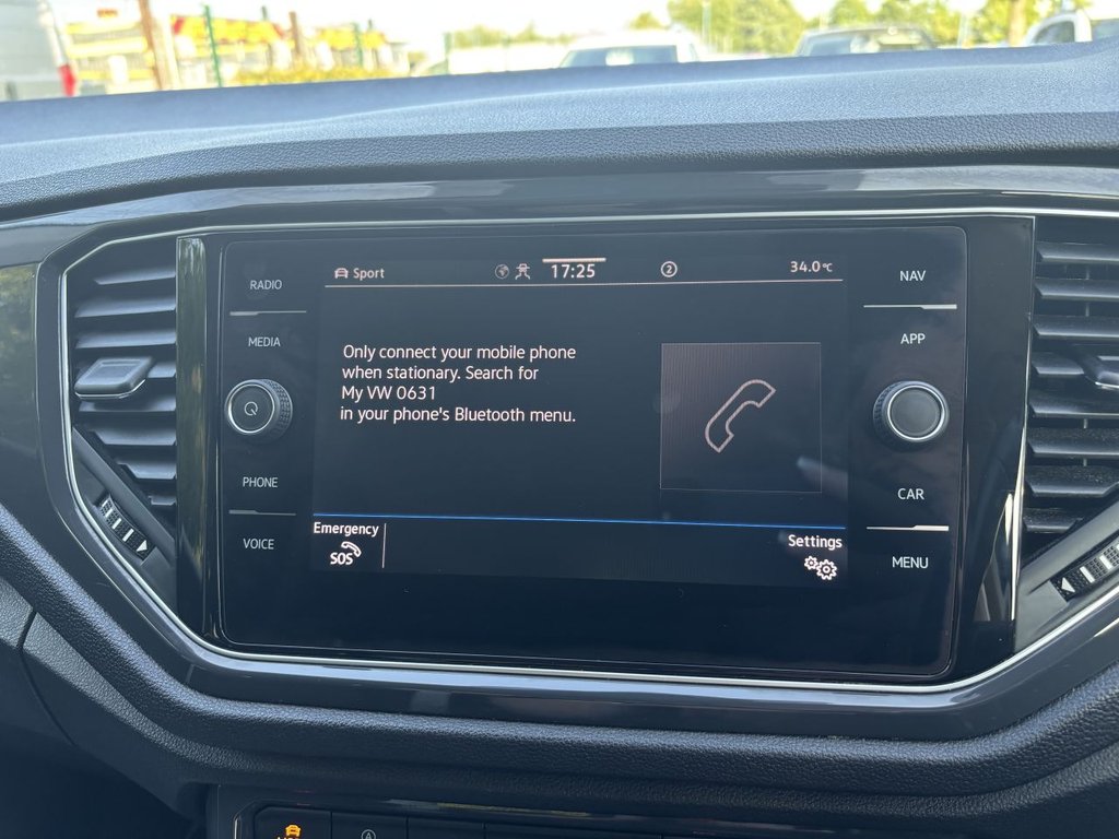 Used Volkswagen T-Roc 2020 for sale - 76453976: Photo 20