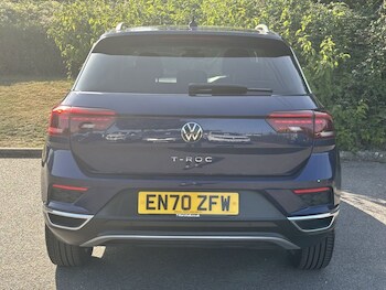 Used Volkswagen T-Roc 2020 for sale - 76453976: Photo