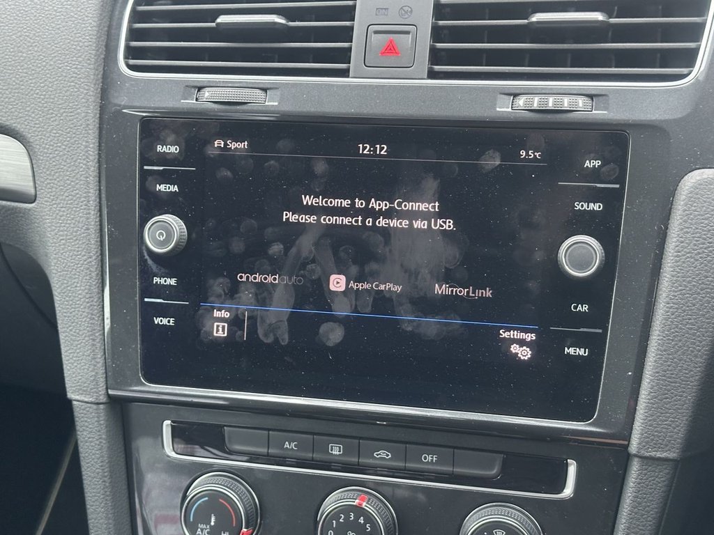 Used Volkswagen Golf 2018 for sale - 76768171: Photo 19