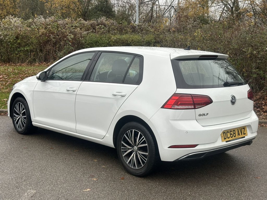 Used Volkswagen Golf 2018 for sale - 76768171: Photo 3