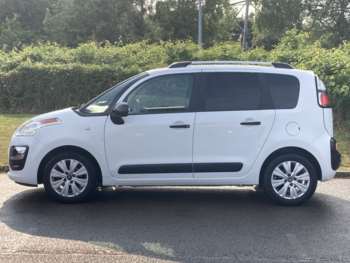 Used Citroen C3 Picasso 2017 for sale - 74844303: Photo