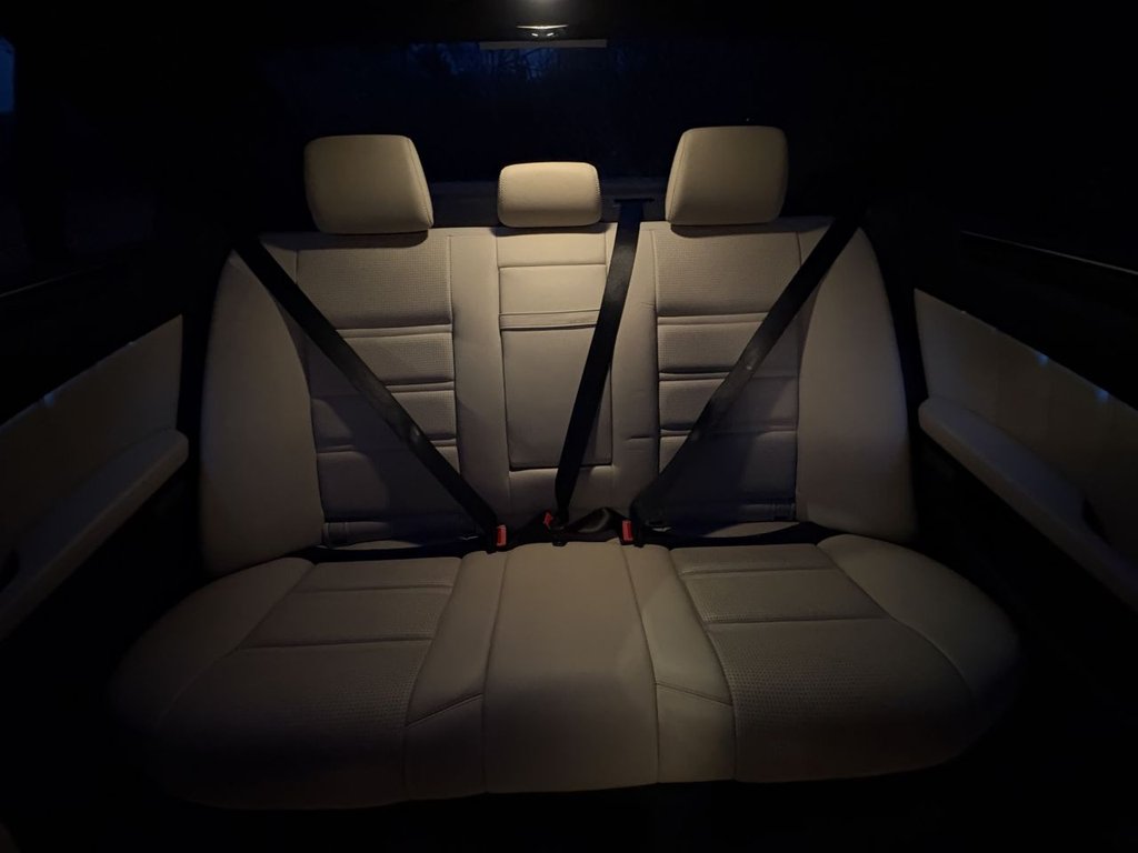 Used Mercedes-Benz E Class 2013 for sale - 76840881: Photo 10