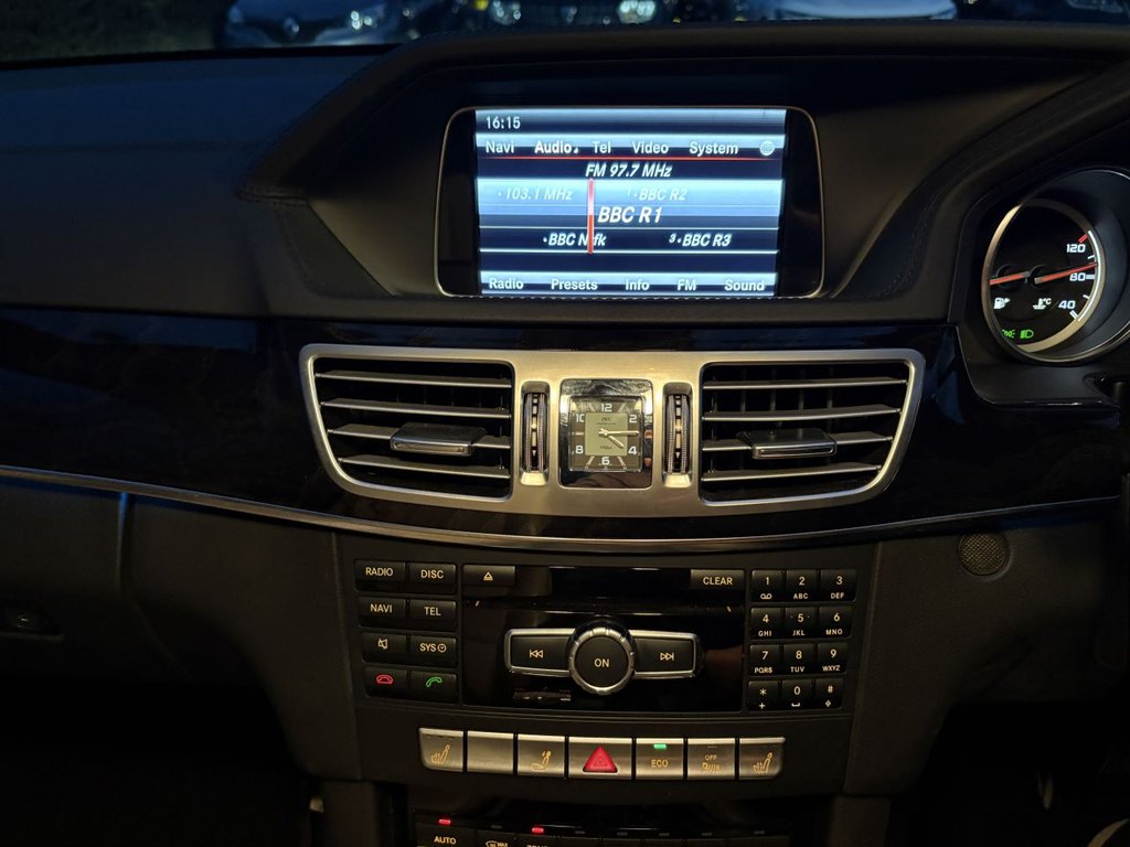 Used Mercedes-Benz E Class 2013 for sale - 76840881: Photo 16