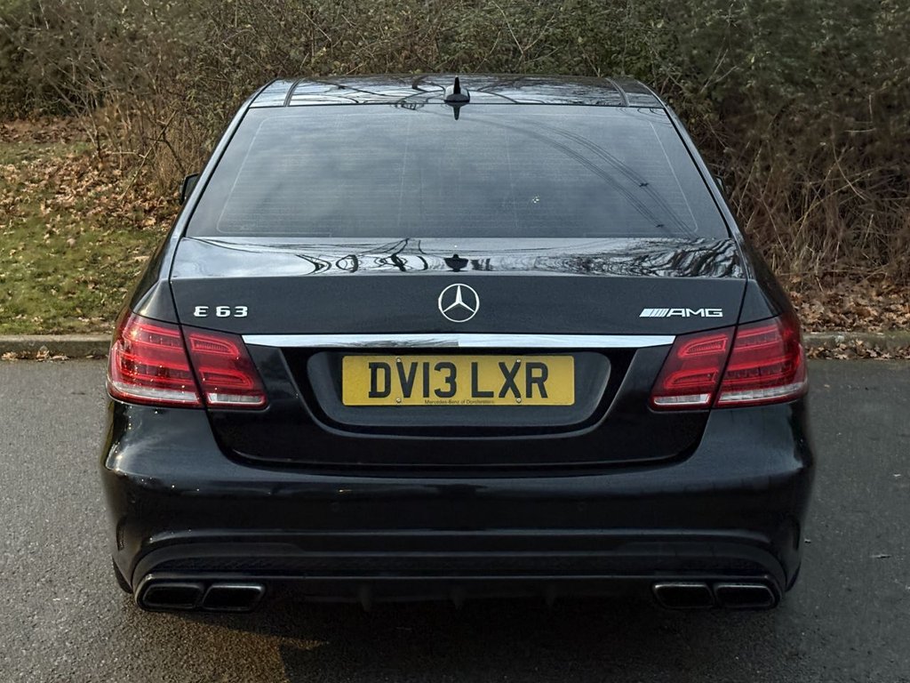 Used Mercedes-Benz E Class 2013 for sale - 76840881: Photo 4