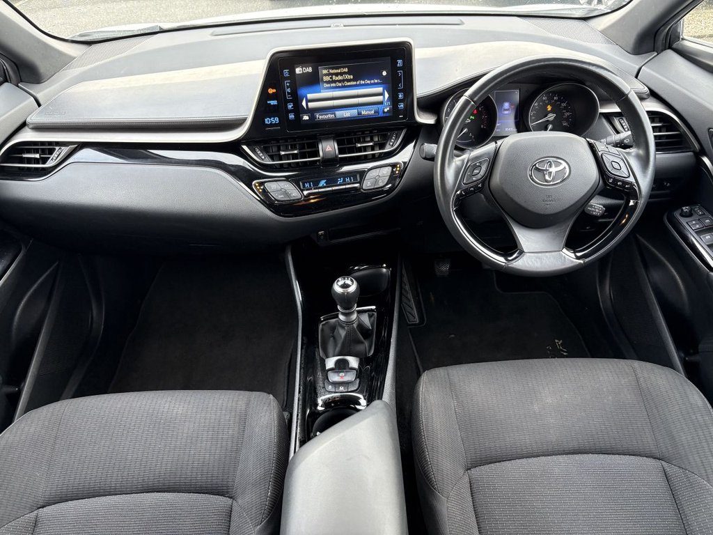 Used Toyota C-HR 2018 for sale - 77421801: Photo 9