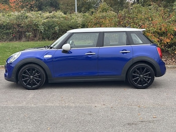 Used MINI Hatch 2019 for sale - 76279413: Photo 2