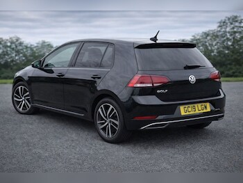 Used Volkswagen Golf 2019 for sale - 78256331: Photo
