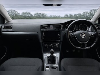 Used Volkswagen Golf 2019 for sale - 78256331: Photo