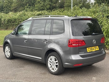 Used Volkswagen Touran 2014 for sale - 75432678: Photo