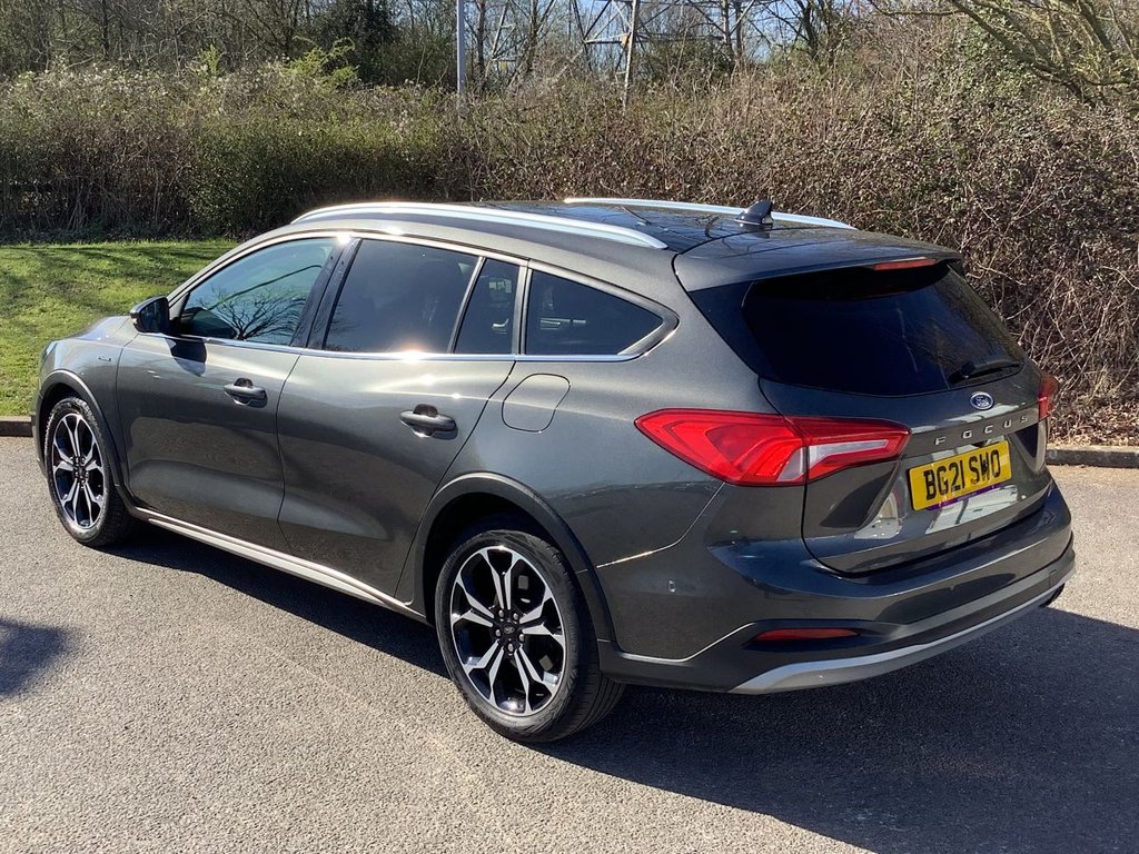 Used Ford Focus 2021 for sale - 77936223: Photo 3