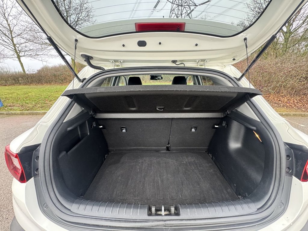 Used Kia Stonic 2019 for sale - 77383686: Photo 11