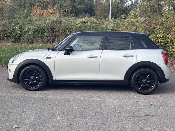Used MINI Hatch 2015 for sale - 76323315: Photo 2