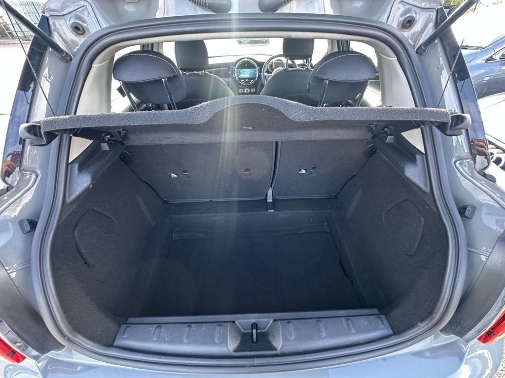 Used MINI Hatch 2022 for sale - 75876614: Photo 11