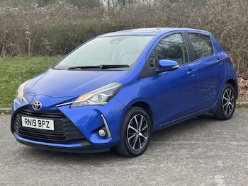 Used Toyota Yaris 2019 for sale - 77806190: Photo