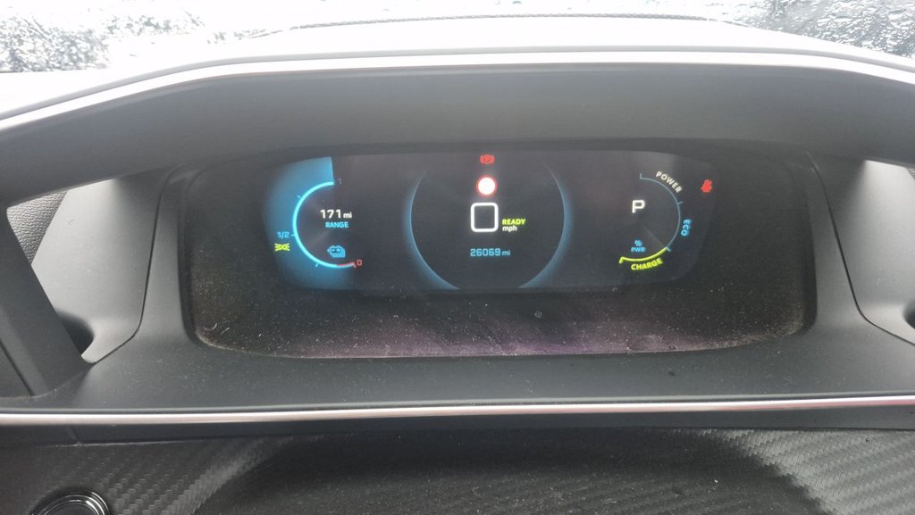 Used Peugeot E-2008 2022 for sale - 77153244: Photo 13