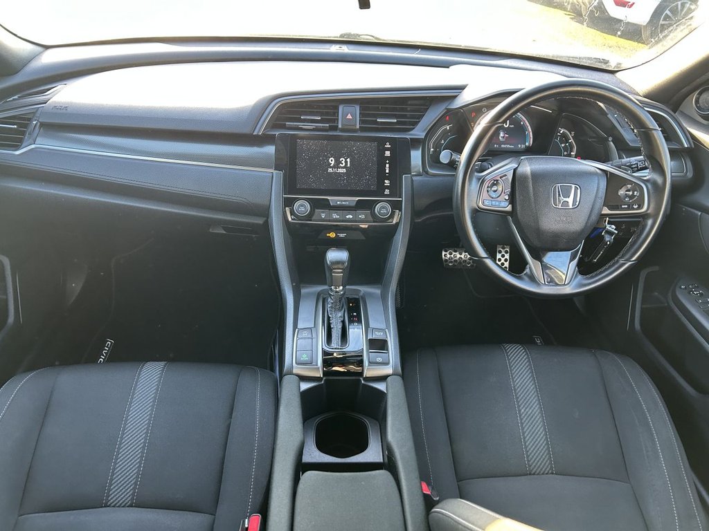Used Honda Civic 2017 for sale - 76685872: Photo 10