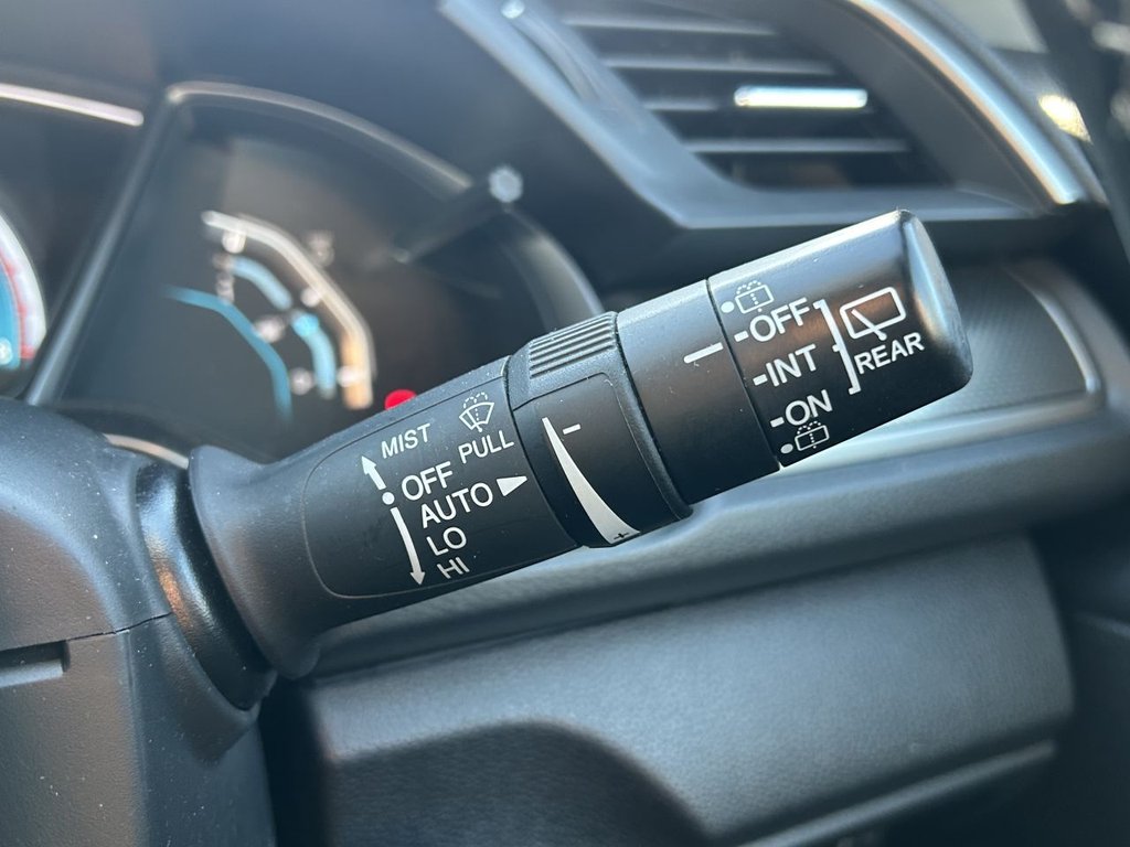 Used Honda Civic 2017 for sale - 76685872: Photo 16