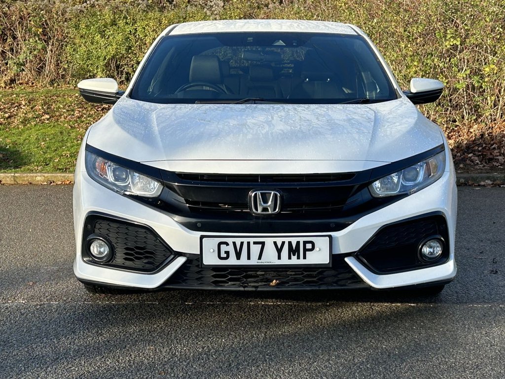 Used Honda Civic 2017 for sale - 76685872: Photo 8
