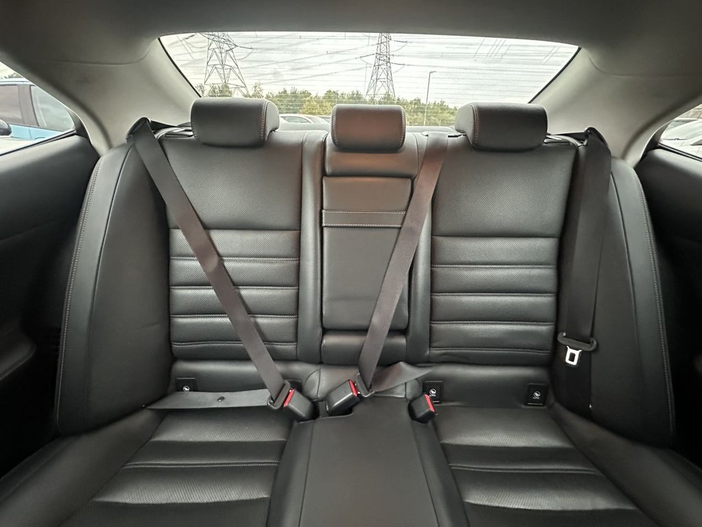 Used Lexus IS 2017 for sale - 76080443: Photo 10