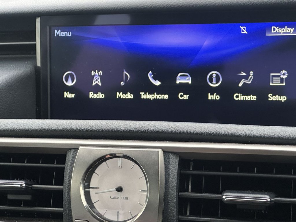 Used Lexus IS 2017 for sale - 76080443: Photo 18