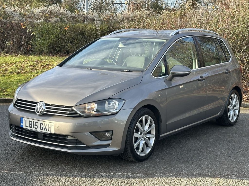 Used Volkswagen Golf SV 2015 for sale - 76909831: Photo 1