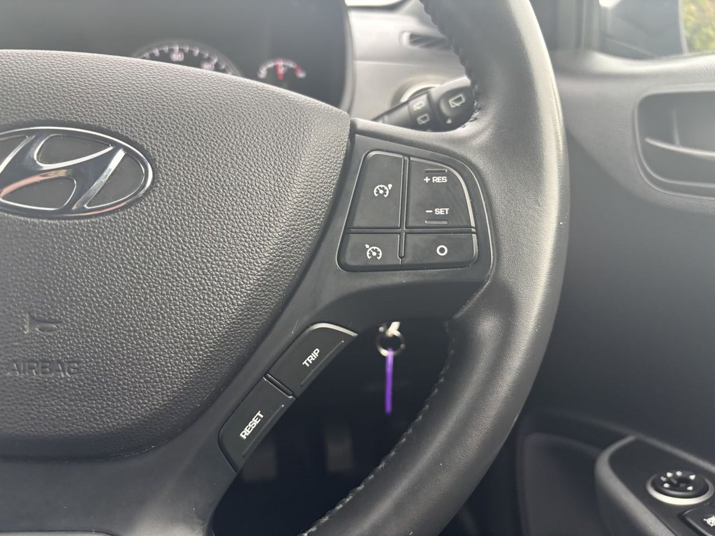 Used Hyundai i10 2018 for sale - 76132323: Photo 14