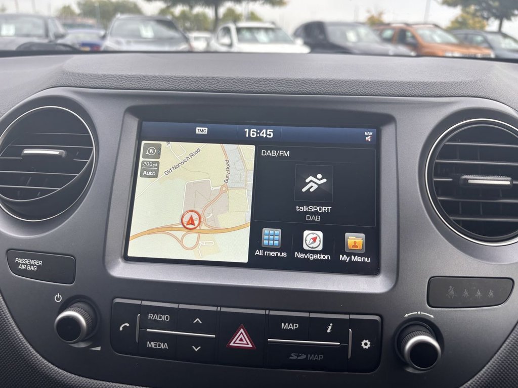 Used Hyundai i10 2018 for sale - 76132323: Photo 15