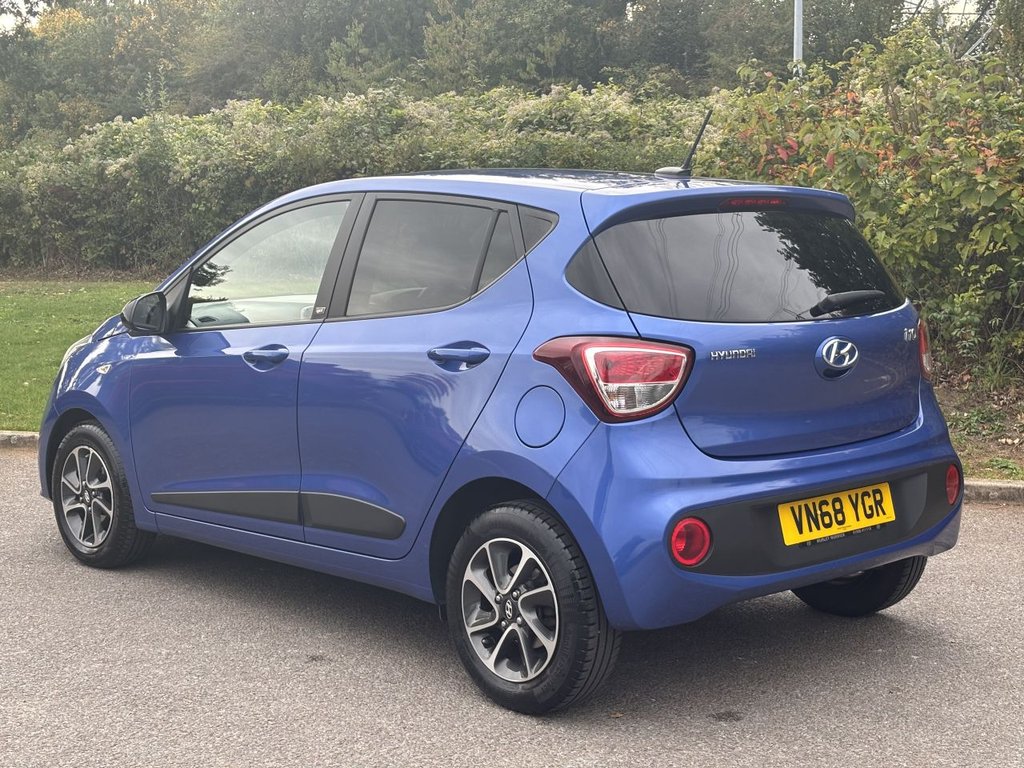 Used Hyundai i10 2018 for sale - 76132323: Photo 3