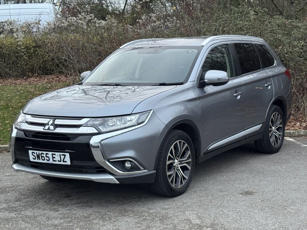 Used Mitsubishi Outlander 2015 for sale - 76973257: Photo 1