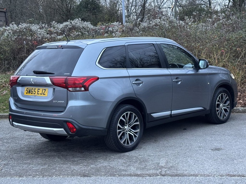 Used Mitsubishi Outlander 2015 for sale - 76973257: Photo 5