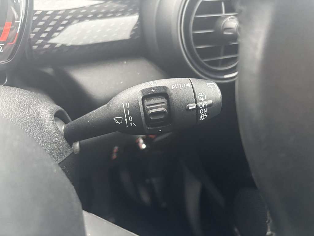 Used MINI Hatch 2019 for sale - 76162784: Photo 21