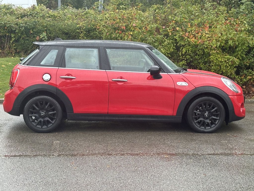 Used MINI Hatch 2019 for sale - 76162784: Photo 6