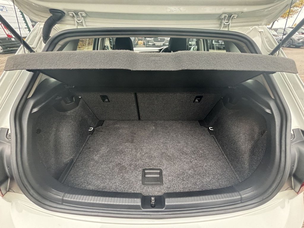 Used Volkswagen Polo 2019 for sale - 76406336: Photo 11