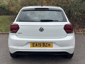 Used Volkswagen Polo 2019 for sale - 76406336: Photo