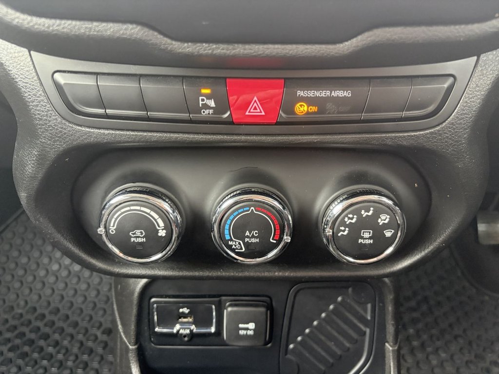 Used Jeep Renegade 2017 for sale - 77631618: Photo 15