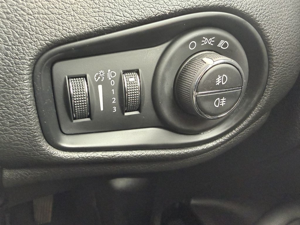 Used Jeep Renegade 2017 for sale - 77631618: Photo 21