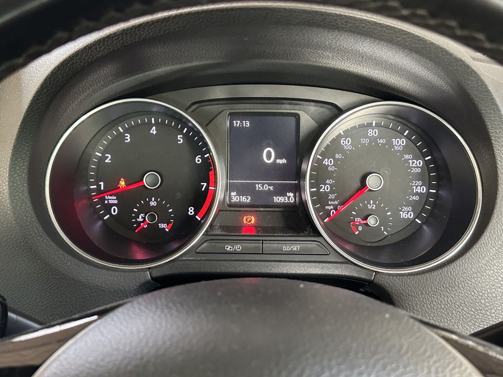 Used Volkswagen Polo 2017 for sale - 76056725: Photo 13