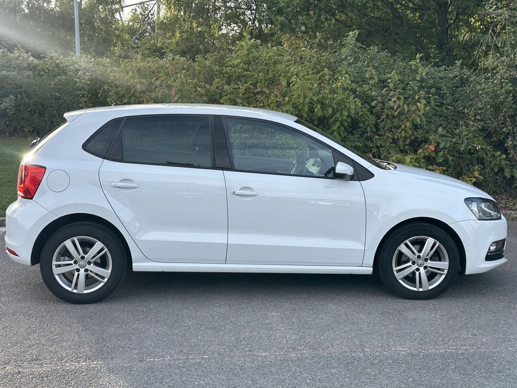 Used Volkswagen Polo 2017 for sale - 76056725: Photo 6