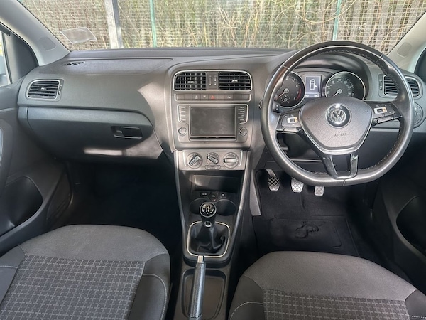 Used Volkswagen Polo 2017 for sale - 76056725: Photo 9