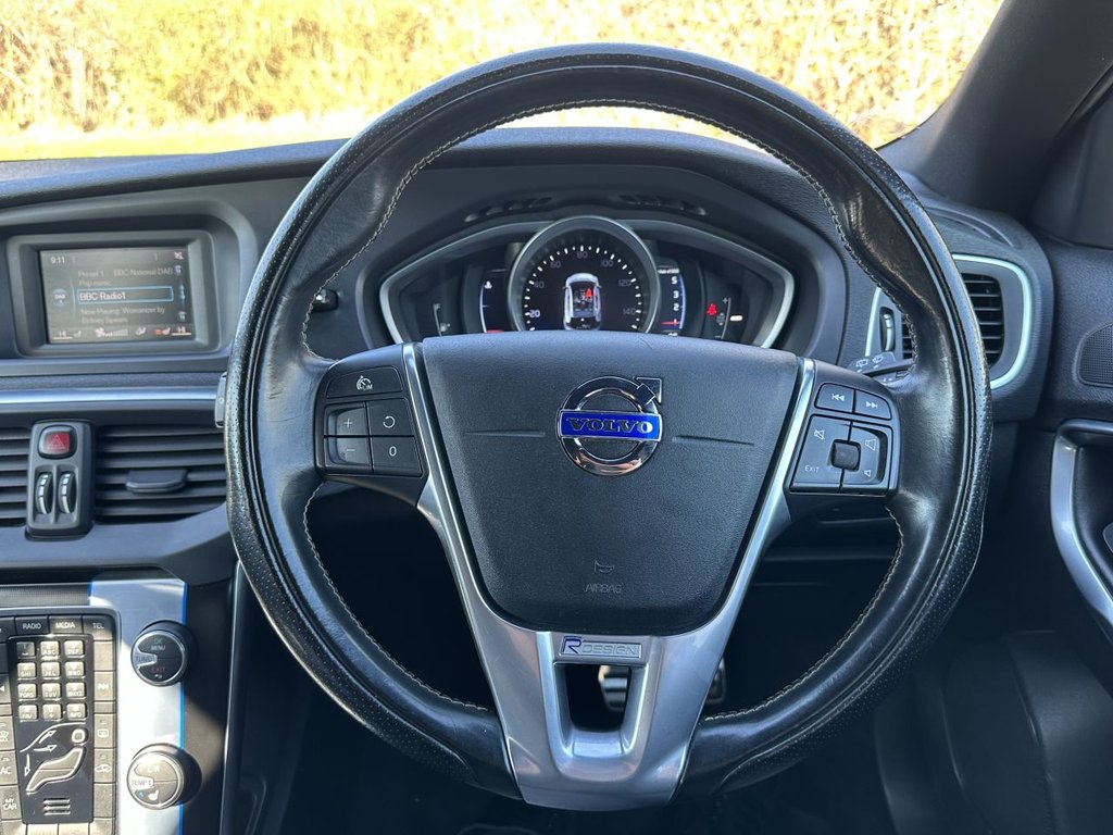 Used Volvo V40 2015 for sale - 77936515: Photo 12