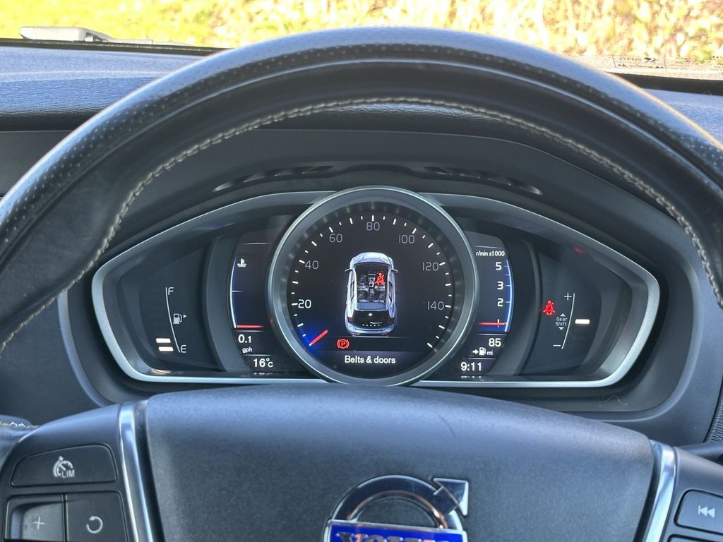 Used Volvo V40 2015 for sale - 77936515: Photo 14