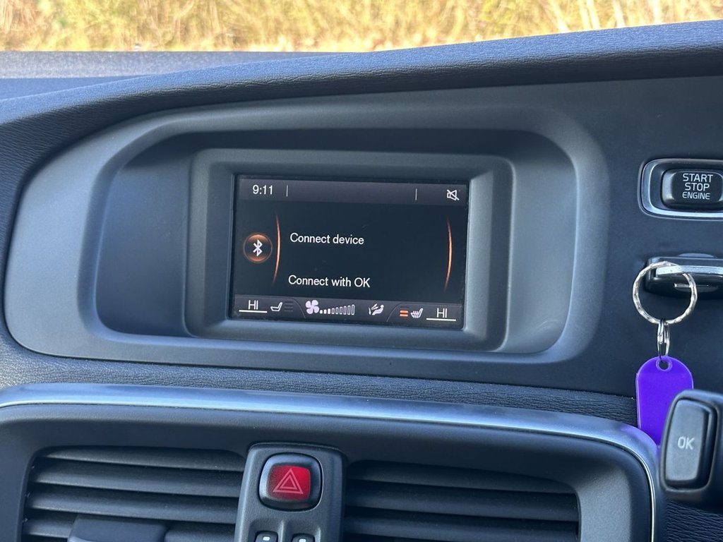 Used Volvo V40 2015 for sale - 77936515: Photo 20