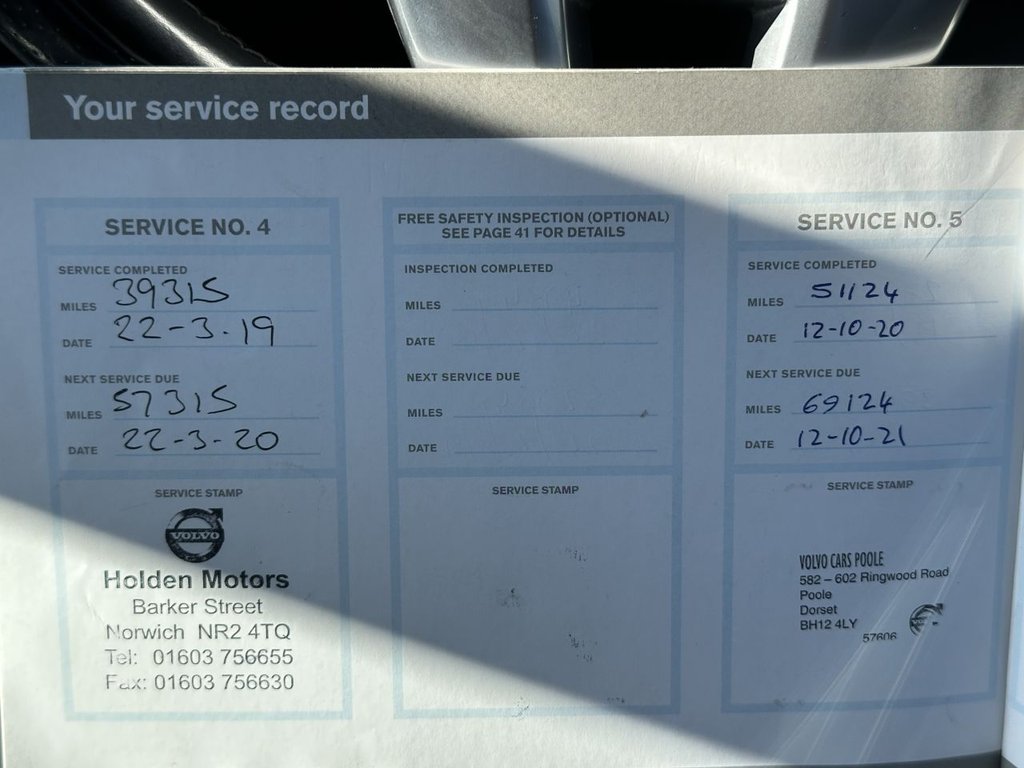 Used Volvo V40 2015 for sale - 77936515: Photo 24