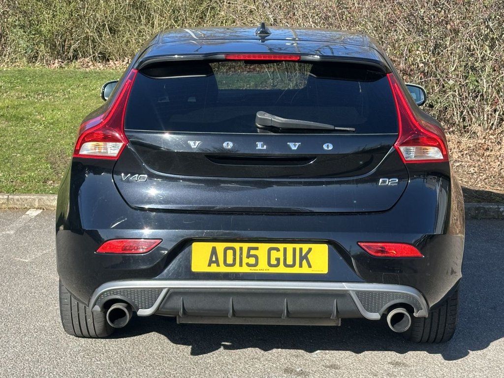 Used Volvo V40 2015 for sale - 77936515: Photo 4