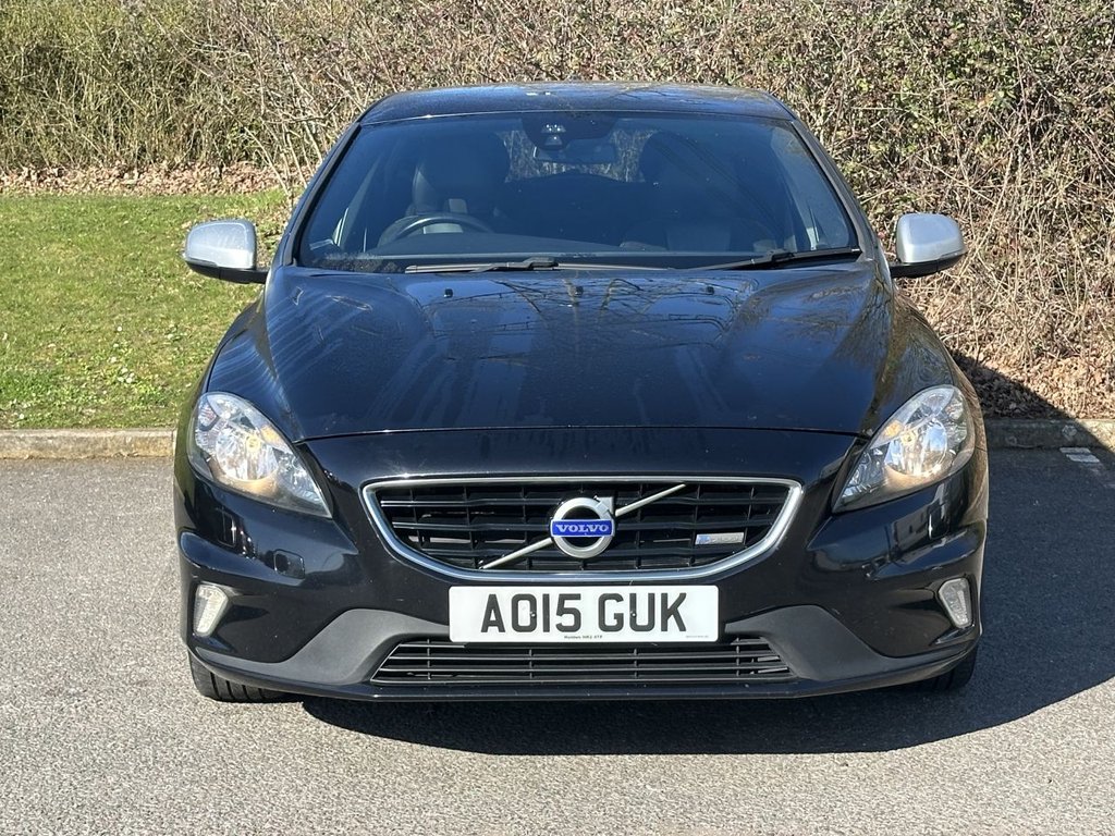Used Volvo V40 2015 for sale - 77936515: Photo 8