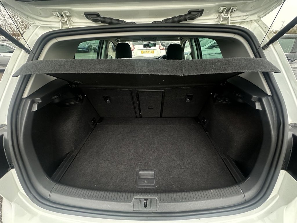 Used Volkswagen Golf 2014 for sale - 77171665: Photo 11