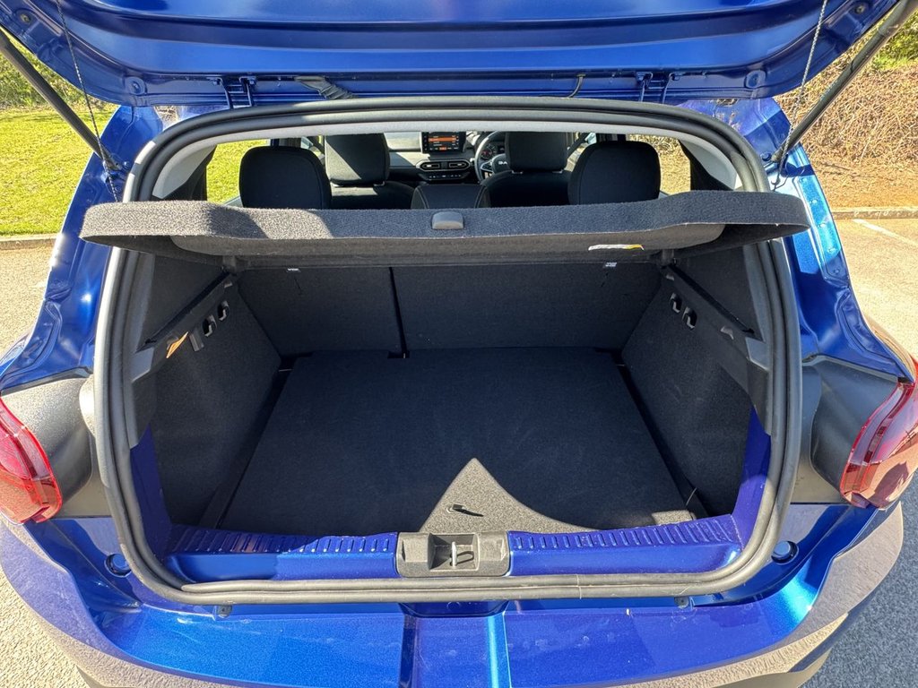 Used Dacia Sandero Stepway 2024 for sale - 78153671: Photo 11