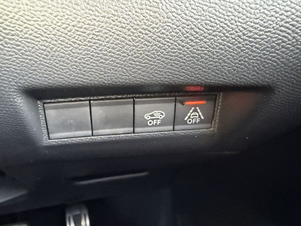 Used Peugeot 208 2022 for sale - 77620958: Photo 24