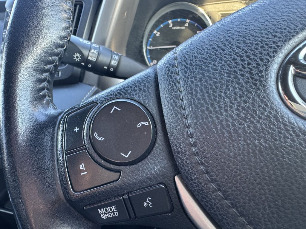 Used Toyota RAV4 2016 for sale - 77088930: Photo 12